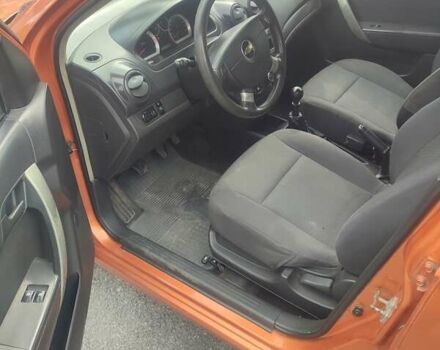 Помаранчевий Шевроле Авео, об'ємом двигуна 1.5 л та пробігом 175 тис. км за 2400 $, фото 6 на Automoto.ua