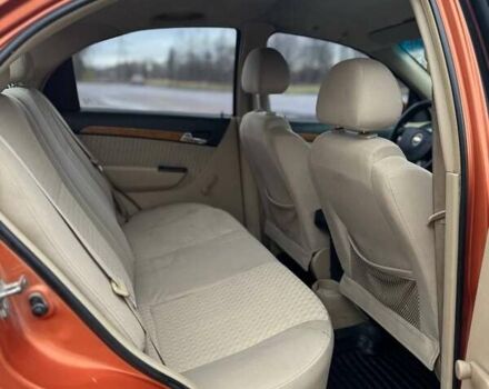 Оранжевый Шевроле Авео, объемом двигателя 1.6 л и пробегом 294 тыс. км за 2350 $, фото 12 на Automoto.ua