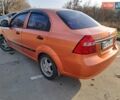 Оранжевый Шевроле Авео, объемом двигателя 1.5 л и пробегом 250 тыс. км за 3800 $, фото 4 на Automoto.ua