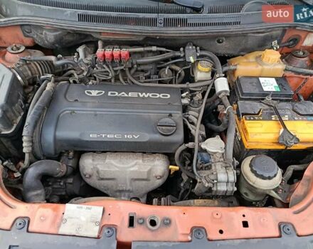 Оранжевый Шевроле Авео, объемом двигателя 1.6 л и пробегом 194 тыс. км за 3900 $, фото 8 на Automoto.ua