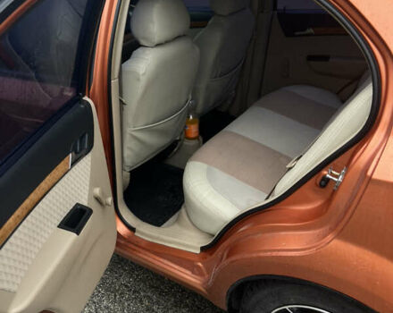 Оранжевый Шевроле Авео, объемом двигателя 1.6 л и пробегом 108 тыс. км за 4650 $, фото 6 на Automoto.ua