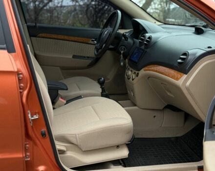 Помаранчевий Шевроле Авео, об'ємом двигуна 1.6 л та пробігом 42 тис. км за 5200 $, фото 10 на Automoto.ua