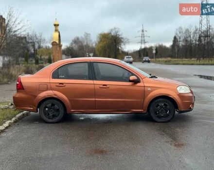 Оранжевый Шевроле Авео, объемом двигателя 1.6 л и пробегом 294 тыс. км за 2350 $, фото 5 на Automoto.ua