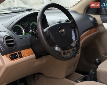 Оранжевый Шевроле Авео, объемом двигателя 1.6 л и пробегом 42 тыс. км за 5200 $, фото 6 на Automoto.ua