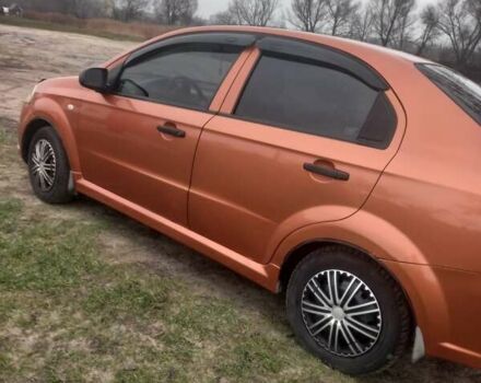 Оранжевый Шевроле Авео, объемом двигателя 1.5 л и пробегом 349 тыс. км за 4200 $, фото 3 на Automoto.ua