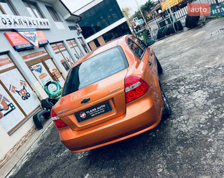 Помаранчевий Шевроле Авео, об'ємом двигуна 1.5 л та пробігом 190 тис. км за 2700 $, фото 2 на Automoto.ua