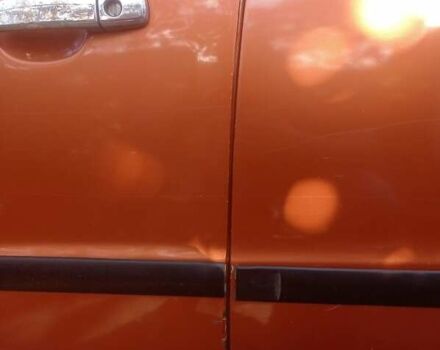 Оранжевый Шевроле Авео, объемом двигателя 1.5 л и пробегом 235 тыс. км за 2800 $, фото 4 на Automoto.ua