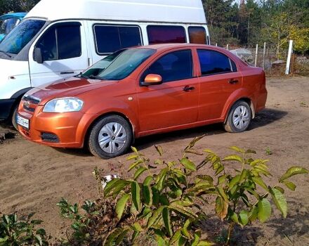 Оранжевый Шевроле Авео, объемом двигателя 1.5 л и пробегом 350 тыс. км за 3700 $, фото 1 на Automoto.ua
