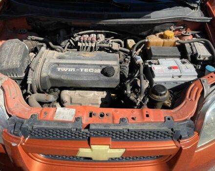 Оранжевый Шевроле Авео, объемом двигателя 0.16 л и пробегом 264 тыс. км за 4000 $, фото 5 на Automoto.ua