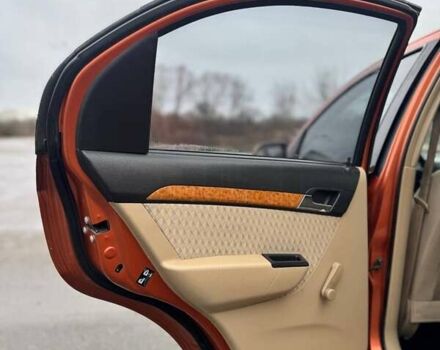 Оранжевый Шевроле Авео, объемом двигателя 1.6 л и пробегом 294 тыс. км за 2350 $, фото 11 на Automoto.ua