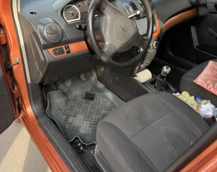 Оранжевый Шевроле Авео, объемом двигателя 1.5 л и пробегом 280 тыс. км за 3350 $, фото 5 на Automoto.ua