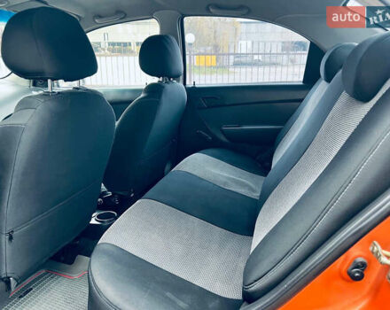 Помаранчевий Шевроле Авео, об'ємом двигуна 1.5 л та пробігом 190 тис. км за 2700 $, фото 9 на Automoto.ua