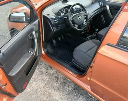 Оранжевый Шевроле Авео, объемом двигателя 1.5 л и пробегом 250 тыс. км за 3500 $, фото 1 на Automoto.ua