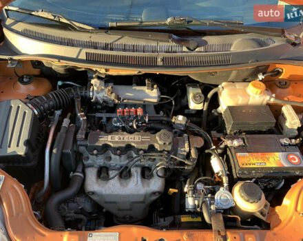 Помаранчевий Шевроле Авео, об'ємом двигуна 1.5 л та пробігом 230 тис. км за 5001 $, фото 15 на Automoto.ua