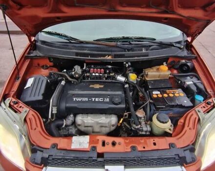 Оранжевый Шевроле Авео, объемом двигателя 1.6 л и пробегом 161 тыс. км за 2999 $, фото 11 на Automoto.ua