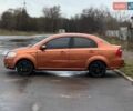 Оранжевый Шевроле Авео, объемом двигателя 1.6 л и пробегом 294 тыс. км за 2350 $, фото 1 на Automoto.ua