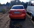 Оранжевый Шевроле Авео, объемом двигателя 1.5 л и пробегом 350 тыс. км за 3700 $, фото 2 на Automoto.ua