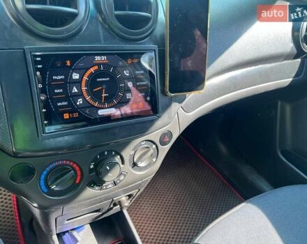 Оранжевый Шевроле Авео, объемом двигателя 1.5 л и пробегом 140 тыс. км за 3700 $, фото 7 на Automoto.ua