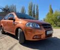 Оранжевый Шевроле Авео, объемом двигателя 1.6 л и пробегом 340 тыс. км за 2497 $, фото 1 на Automoto.ua