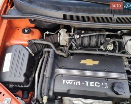 Оранжевый Шевроле Авео, объемом двигателя 1.6 л и пробегом 31 тыс. км за 6100 $, фото 14 на Automoto.ua