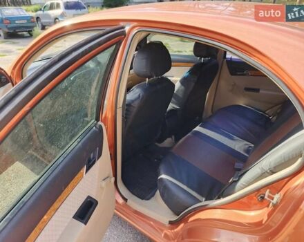 Оранжевый Шевроле Авео, объемом двигателя 1.6 л и пробегом 233 тыс. км за 3800 $, фото 1 на Automoto.ua