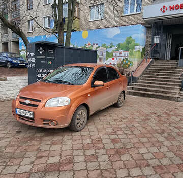 Помаранчевий Шевроле Авео, об'ємом двигуна 1.6 л та пробігом 131 тис. км за 4700 $, фото 13 на Automoto.ua
