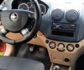 Оранжевый Шевроле Авео, объемом двигателя 1.6 л и пробегом 180 тыс. км за 3000 $, фото 13 на Automoto.ua
