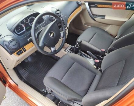 Оранжевый Шевроле Авео, объемом двигателя 1.6 л и пробегом 31 тыс. км за 6400 $, фото 40 на Automoto.ua