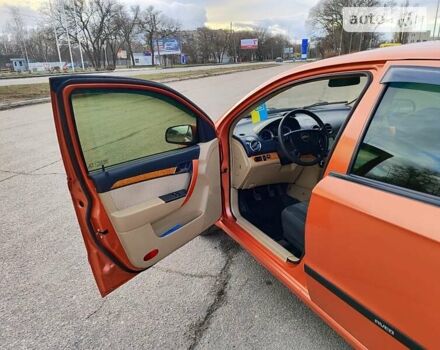 Оранжевый Шевроле Авео, объемом двигателя 1.6 л и пробегом 180 тыс. км за 4800 $, фото 9 на Automoto.ua
