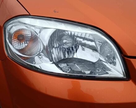 Оранжевый Шевроле Авео, объемом двигателя 1.6 л и пробегом 117 тыс. км за 4290 $, фото 8 на Automoto.ua