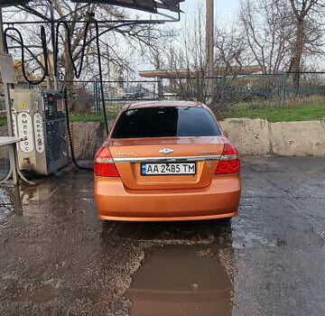 Помаранчевий Шевроле Авео, об'ємом двигуна 1.6 л та пробігом 131 тис. км за 4700 $, фото 7 на Automoto.ua