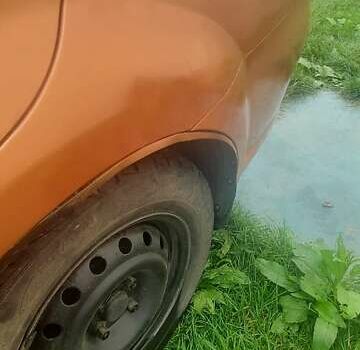 Оранжевый Шевроле Авео, объемом двигателя 1.6 л и пробегом 180 тыс. км за 3000 $, фото 6 на Automoto.ua