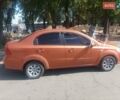 Оранжевый Шевроле Авео, объемом двигателя 1.6 л и пробегом 345 тыс. км за 4000 $, фото 2 на Automoto.ua
