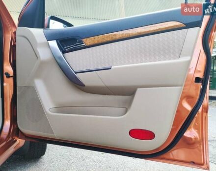 Оранжевый Шевроле Авео, объемом двигателя 1.6 л и пробегом 31 тыс. км за 6400 $, фото 47 на Automoto.ua