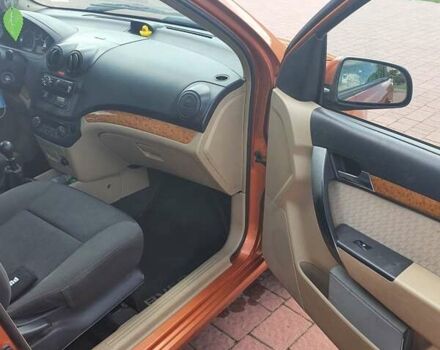 Шевроле Авео 2008 в Трускавце на Automoto.ua Оранжевый Шевроле Авео, объемом двигателя 1.6 л и пробегом 210 тыс. км за 4500 $, фото 2 на Automoto.ua