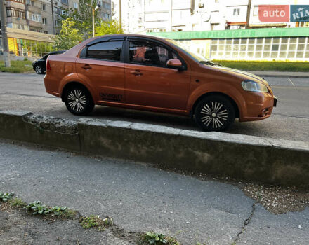Оранжевый Шевроле Авео, объемом двигателя 1.6 л и пробегом 198 тыс. км за 4700 $, фото 3 на Automoto.ua