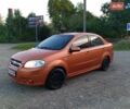 Оранжевый Шевроле Авео, объемом двигателя 1.6 л и пробегом 162 тыс. км за 2650 $, фото 1 на Automoto.ua