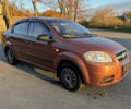 Шевроле Авео 2011 в Киеве на Automoto.ua Оранжевый Шевроле Авео, объемом двигателя 1.5 л и пробегом 286 тыс. км за 4700 $, фото 1 на Automoto.ua