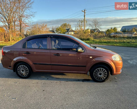 Шевроле Авео 2011 в Киеве на Automoto.ua Оранжевый Шевроле Авео, объемом двигателя 1.5 л и пробегом 286 тыс. км за 4700 $, фото 4 на Automoto.ua