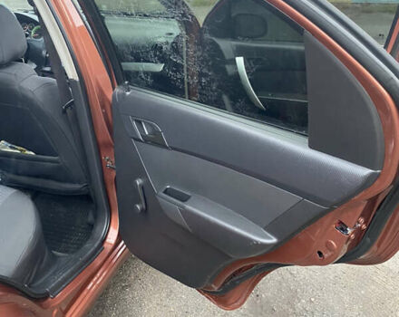 Оранжевый Шевроле Авео, объемом двигателя 1.5 л и пробегом 168 тыс. км за 4700 $, фото 12 на Automoto.ua