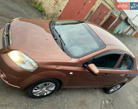 Оранжевый Шевроле Авео, объемом двигателя 1.5 л и пробегом 168 тыс. км за 4700 $, фото 4 на Automoto.ua