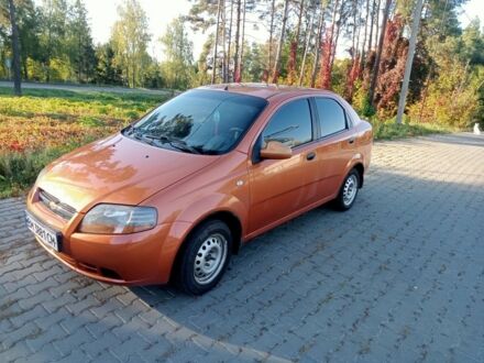 Помаранчевий Шевроле Авео, об'ємом двигуна 1.5 л та пробігом 210 тис. км за 3000 $, фото 1 на Automoto.ua
