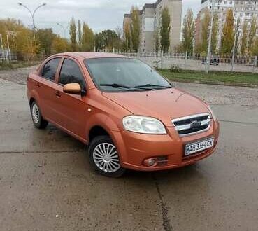 Оранжевый Шевроле Авео, объемом двигателя 1.5 л и пробегом 256 тыс. км за 3750 $, фото 1 на Automoto.ua
