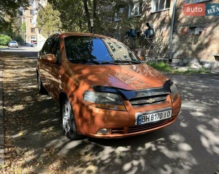 Оранжевый Шевроле Авео, объемом двигателя 1.5 л и пробегом 180 тыс. км за 3600 $, фото 1 на Automoto.ua