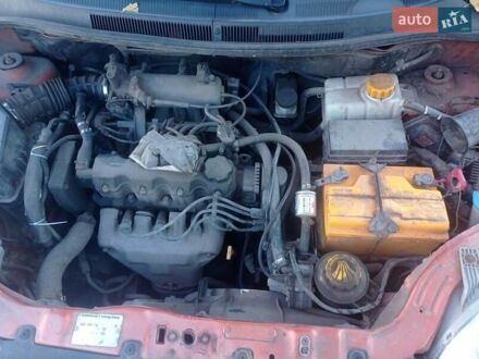 Оранжевый Шевроле Авео, объемом двигателя 1.5 л и пробегом 235 тыс. км за 2800 $, фото 1 на Automoto.ua