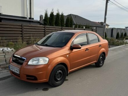 Оранжевый Шевроле Авео, объемом двигателя 1.5 л и пробегом 280 тыс. км за 3350 $, фото 1 на Automoto.ua