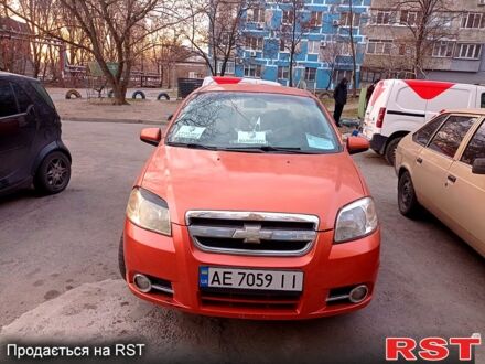 Оранжевый Шевроле Авео, объемом двигателя 1.5 л и пробегом 235 тыс. км за 2800 $, фото 1 на Automoto.ua