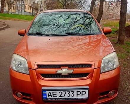 Оранжевый Шевроле Авео, объемом двигателя 1.6 л и пробегом 145 тыс. км за 2590 $, фото 1 на Automoto.ua