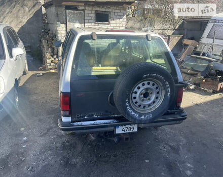 Белый Шевроле Блейзер, объемом двигателя 4.3 л и пробегом 347 тыс. км за 2650 $, фото 5 на Automoto.ua