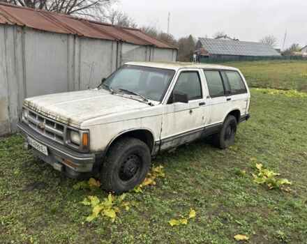 Білий Шевроле Блейзер, об'ємом двигуна 4.3 л та пробігом 333 тис. км за 2500 $, фото 1 на Automoto.ua